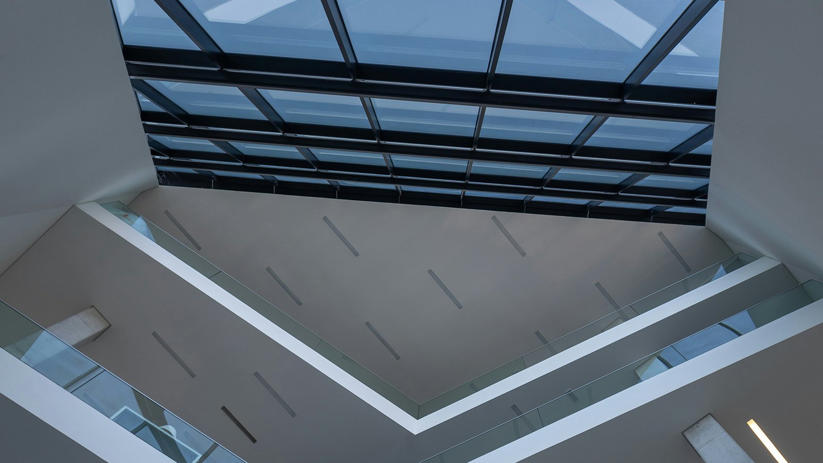 Cracking the Tech Glass Ceiling: Women Make Gains in Leadership Roles