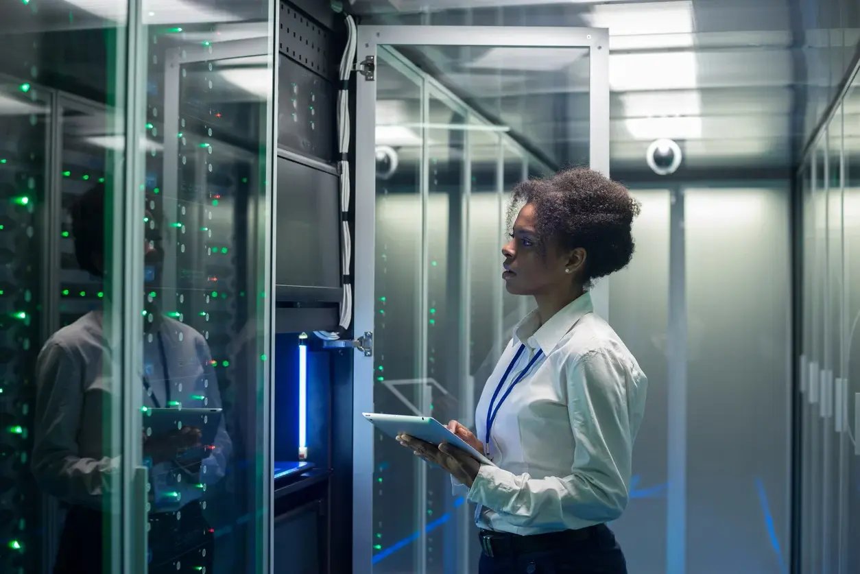 Mainframe Solutions iStock-1124233544