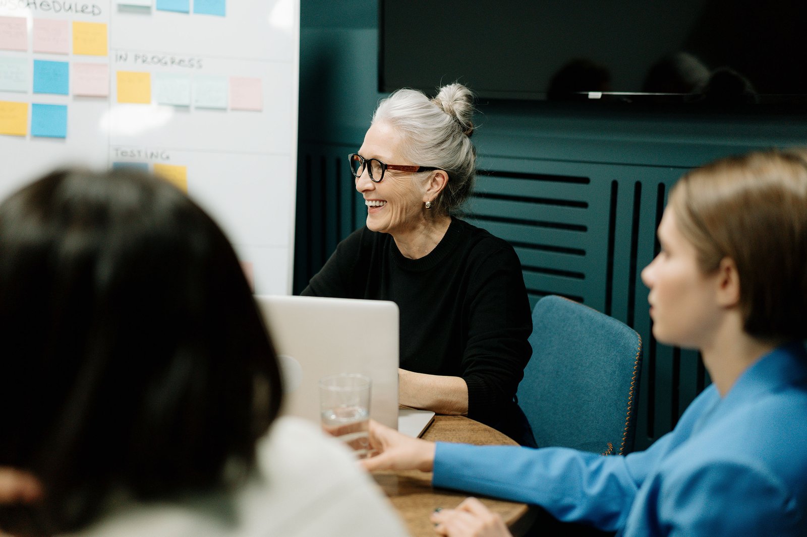 Nurturing Employee Retention in a Diverse Landscape: Embracing Empathy and Overcoming Communication Challenges